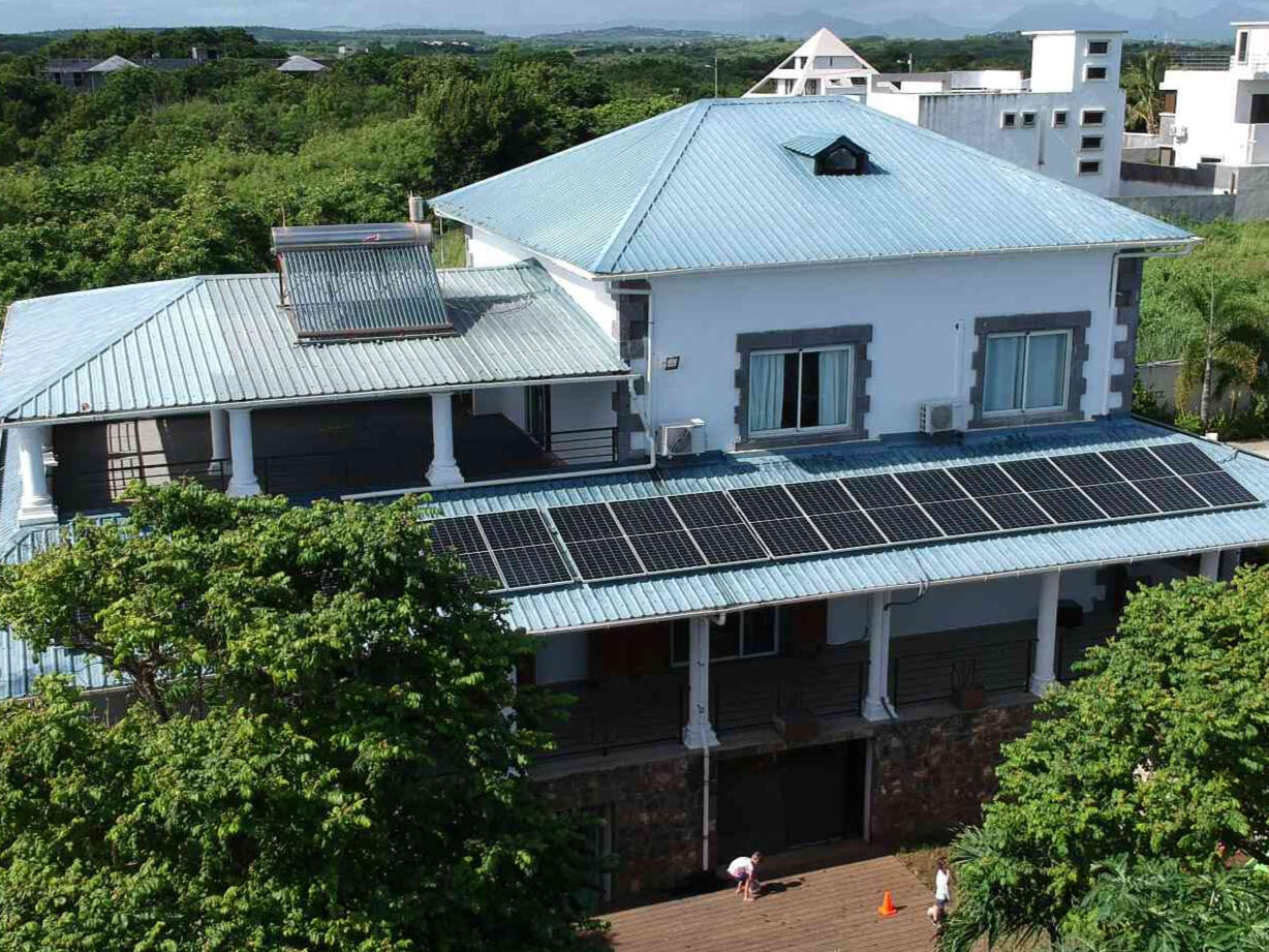 LONGI SOLAR PANELS